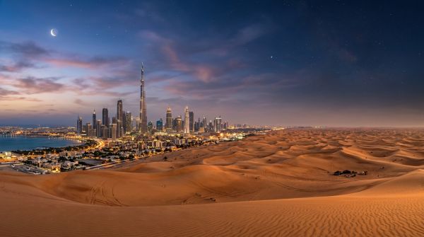 Découvrez les merveilles de Dubaï : paysages célestes et dunes